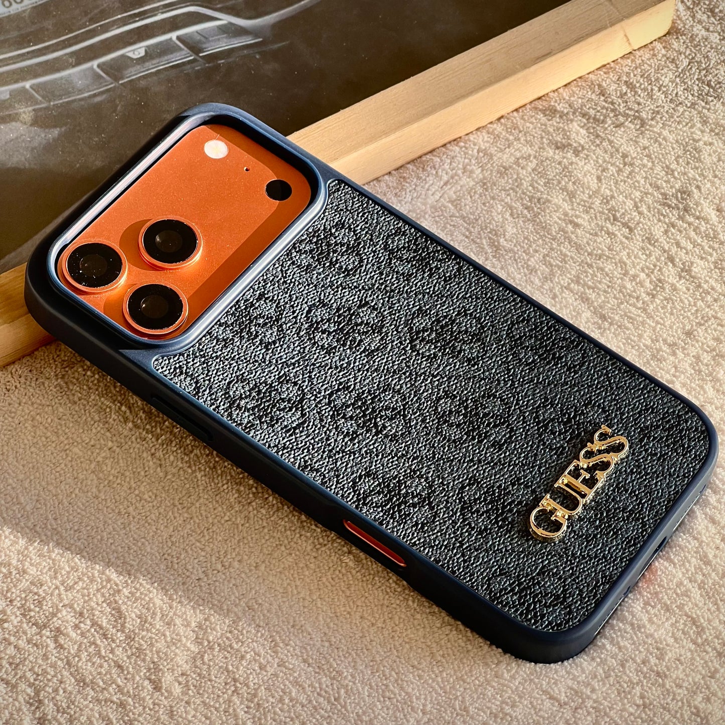 GUESS Iphone case
